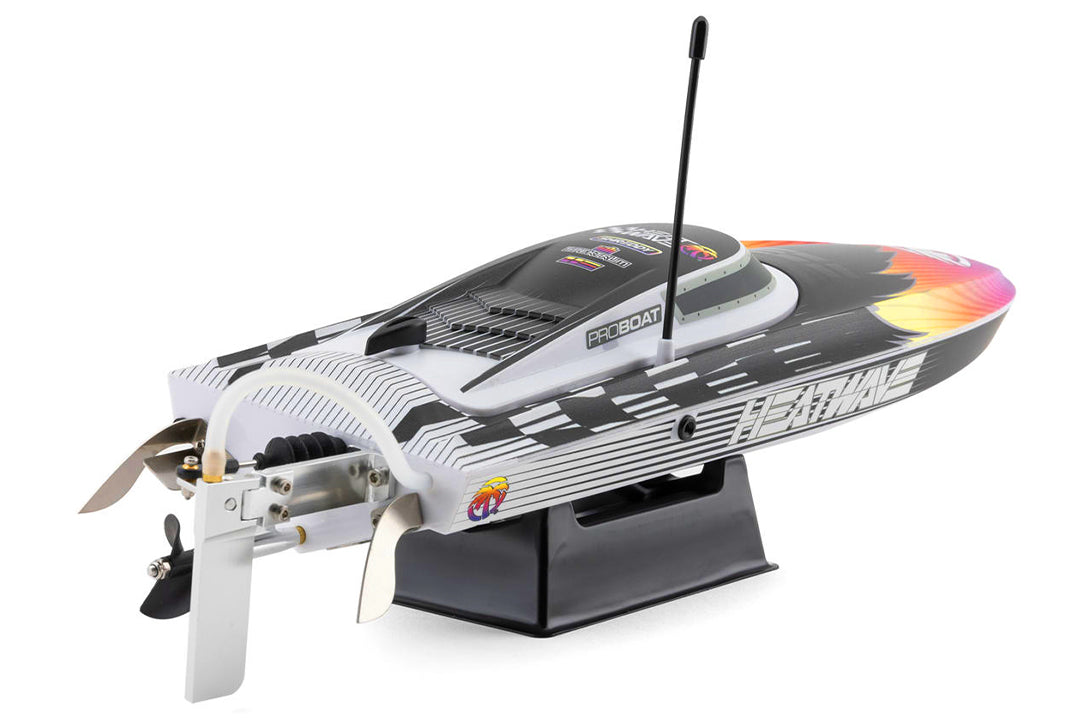 Heat Wave X Horizon Hobby Recoil 2 Remote Controlled Boat - 18 Inch